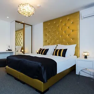 Bed & Breakfast B Gold Luxury, Split
